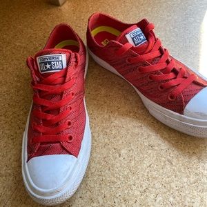 CONVERSE Red and Black with Lunarlon women’s 9